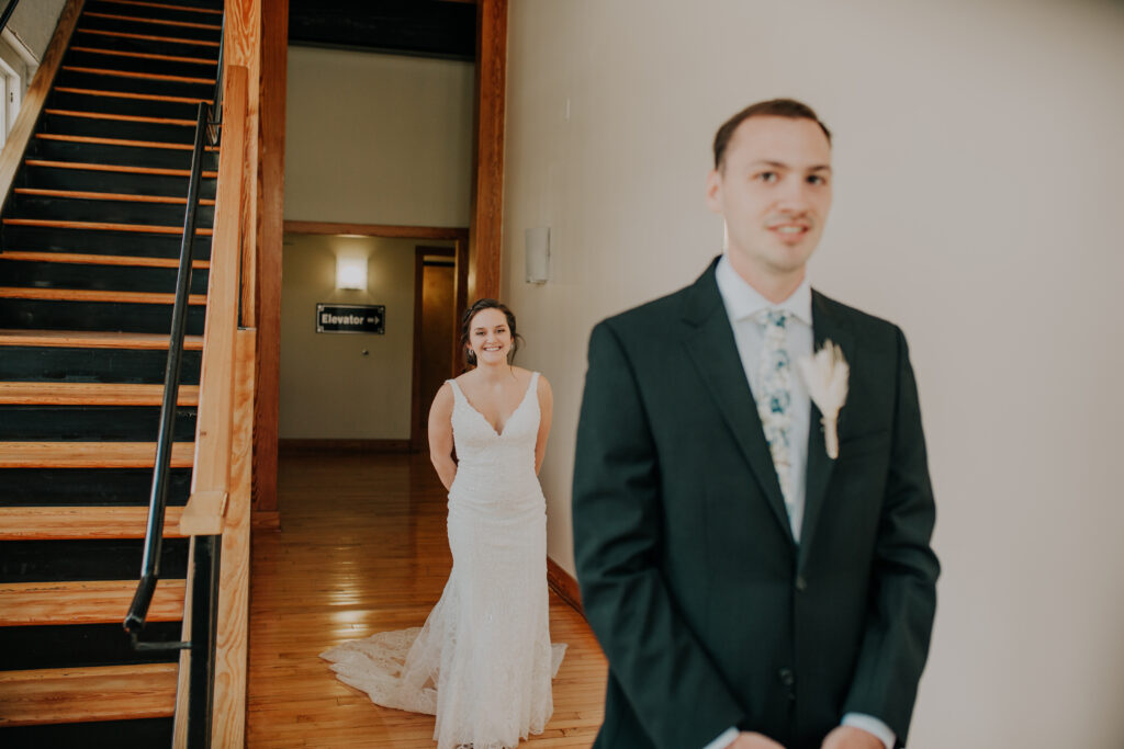 Beautiful indoor wedding venue scene. 