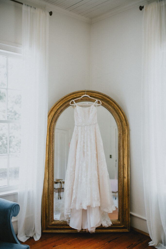 Beautiful indoor wedding venue scene. 