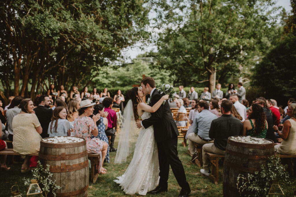 Beautiful indoor wedding venue scene. 